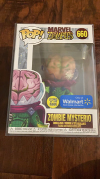 Zombie Mysterio #660 (GITD Walmart Exclusive) Funko POP! Marvel 