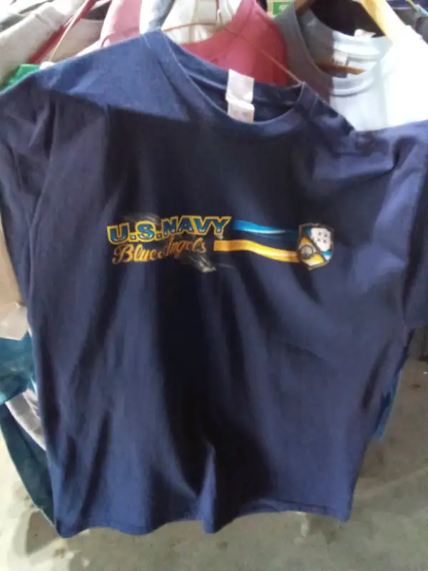 Cheap T-Shirts in Men's in Kingston - Image 7