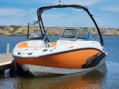 Selling a 2012 Sea-Doo Challenger 210SP Price 30'000 ▪︎21ft ▪︎2x 155hp engines (not supercharged) ▪︎...