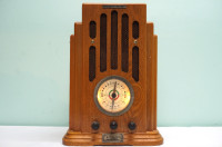 Radio w/Cassette Player- Genuine Wood cabinet w/Lacquered finish