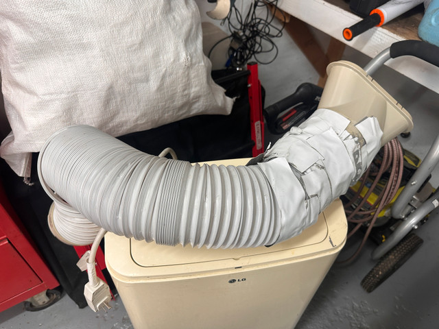 Portable Air Conditioner need hose in Heaters, Humidifiers & Dehumidifiers in Strathcona County - Image 4