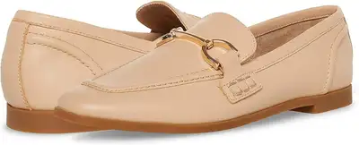The appearance of the shoes is well-maintained and looks like new, I have only worn it for 2-3 times...
