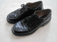 black leather Stoneridge dress shoes (euro size 44)