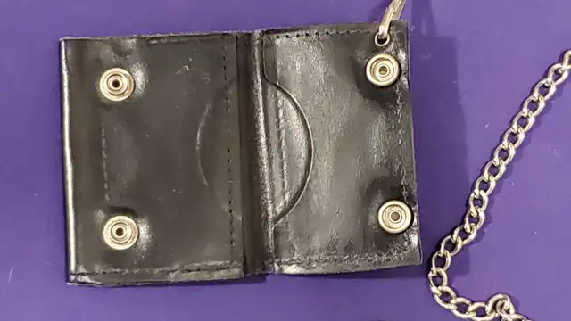 Leather Trifold Chain Wallet in Men's in Red Deer - Image 5