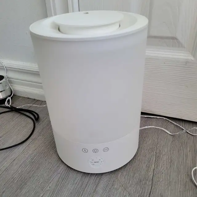 Humidifier  in General Electronics in Hamilton - Image 2