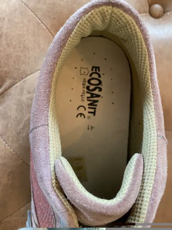 Women's Ecosanit pink running shoes in Women's - Shoes in City of Montréal - Image 4