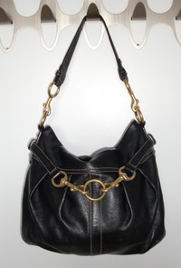 GENUINE COACH BLACK LEATHER HANDBAG/PURSE- Price Reduced