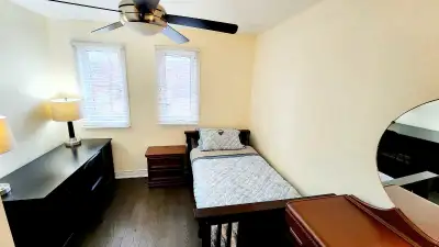 Room for rent by owner