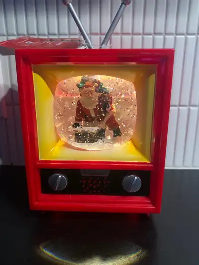 Retro lighted Santa TV music box globe, View more