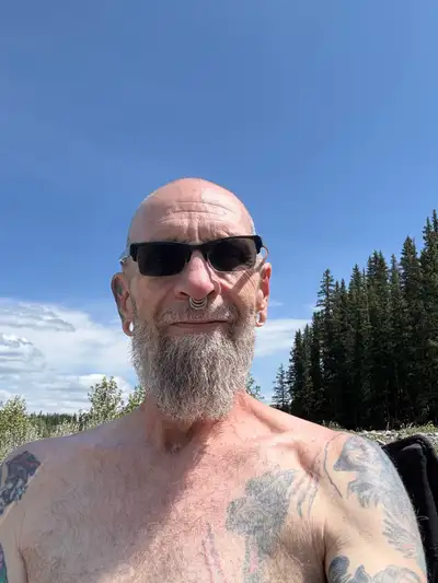 looking for a room to rent