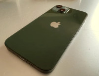 iPhone 13 - Dark Green