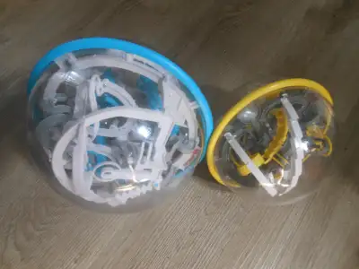 Spin Master PERPLEXUS EPIC - Interactive 3D Sphere Maze - Puzzle Ball, blue: D - 9" - 15$ PERPLEXUS...