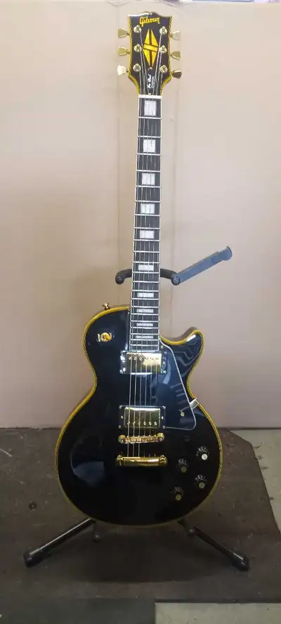 Chinese made Gibson Les Paul Custom replica. Pickups and wiring has been upgraded to Epiphone Probuc...