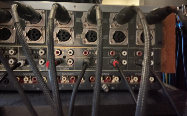 Console Revox c279 (Studer) Recapé dans Matériel audio professionnel  à Ville de Montréal - Image 2