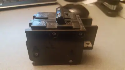 1 disjoncteur (breaker) SIEMENS ITE BQ NEUF NEW BQ2-B040, View more