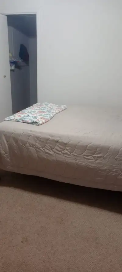 A private room is available from April 2026 in a house, sharing bathroom with one other room and kit...