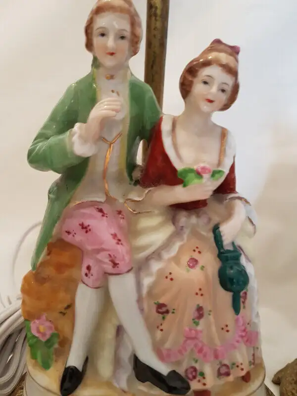 OCCUPIED JAPAN LAMPS in Arts & Collectibles in Barrie - Image 3