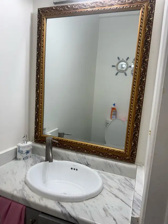 Room Sharing Available  at 16 Rexdale Blvd $460 in Long Term Rentals in Mississauga / Peel Region - Image 5