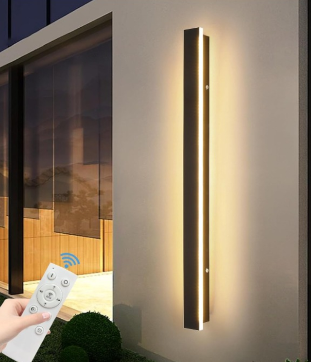 Grande Applique murale d'extérieur moderne DEL 57 pouces, NEUF in Indoor Lighting & Fans in Québec City - Image 2