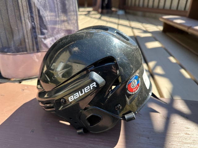 Casque Hockey Bauer dans Hockey  à Longueuil/Rive Sud - Image 2