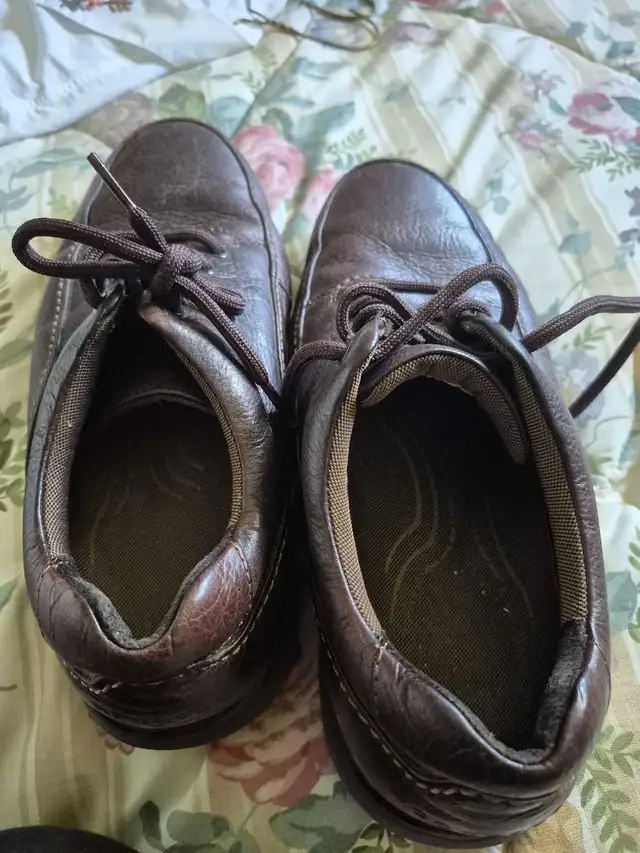 Rockport Leather Shoes in Men's Shoes in Oshawa / Durham Region - Image 2