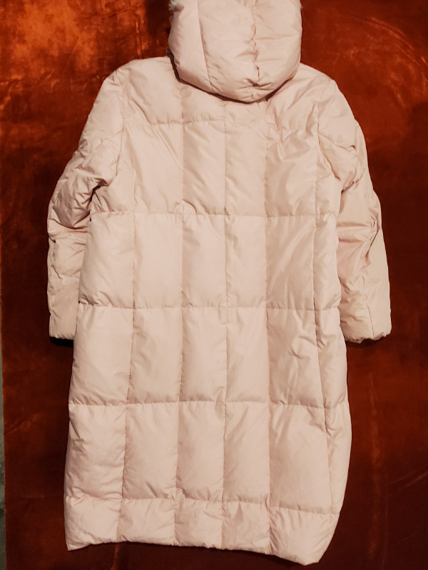 Winter Coat - Pink Down-Duvet fits sizes from 10 to 14 in Women's - Tops & Outerwear in Mississauga / Peel Region - Image 2