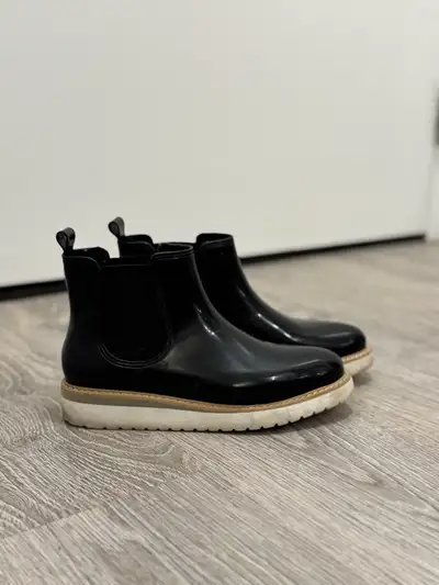 Chelsea rain boots - Women’s, View more