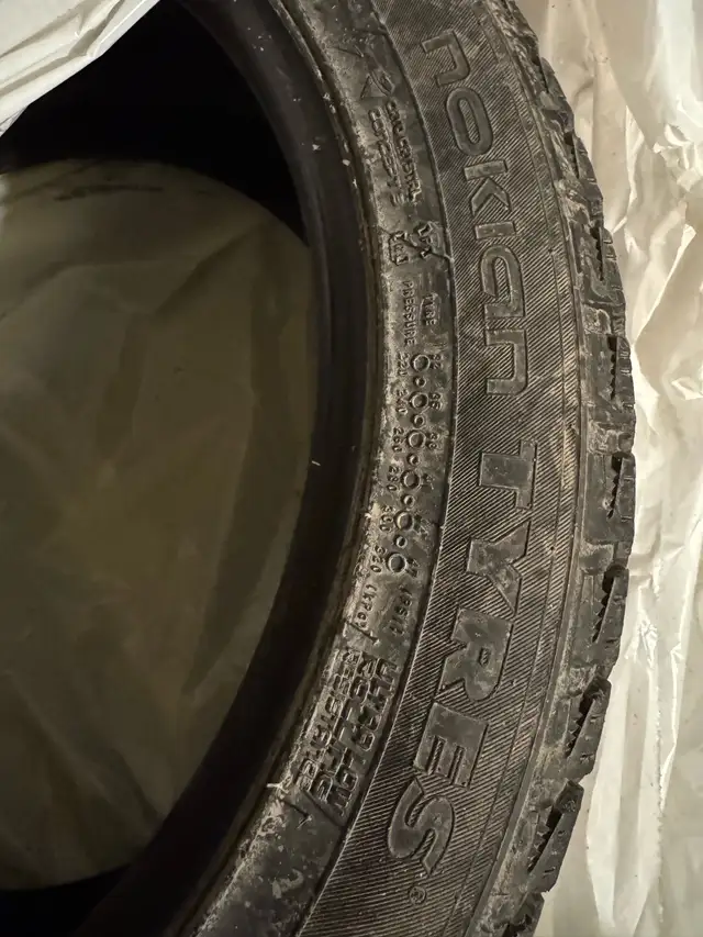 NEGO! Nokian Hakkapeliita R3 245/45R19 pneus hiver winter tires in Tires & Rims in City of Montréal - Image 4