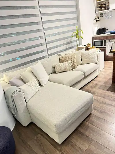 Canapé neuf à vendre de couleur beige, View more