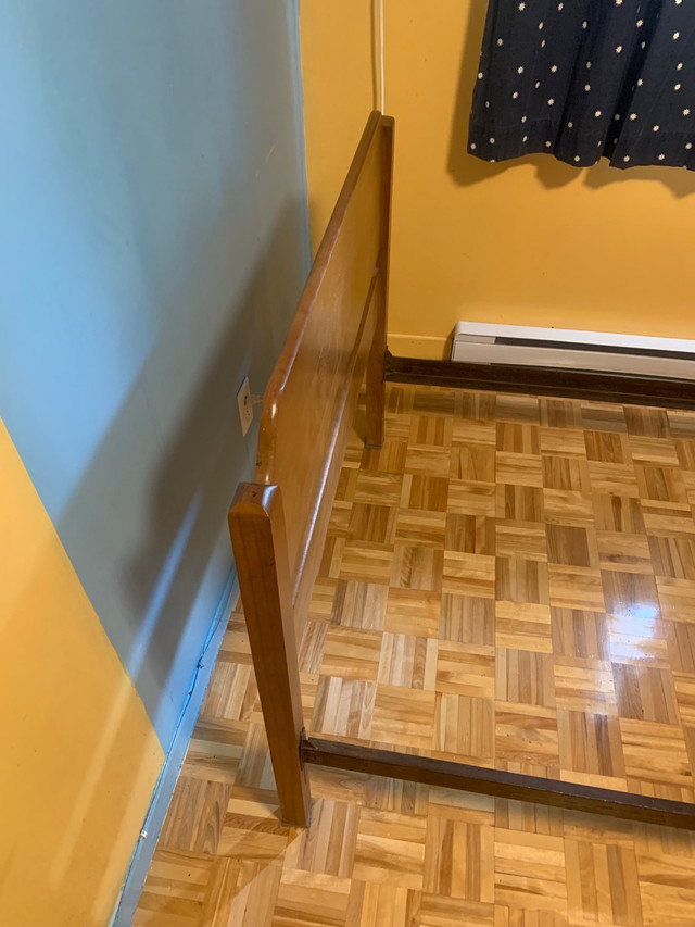 Base lit avec sommier simple pour enfants 5 a15 ans dans Lits et matelas  à Longueuil/Rive Sud - Image 2