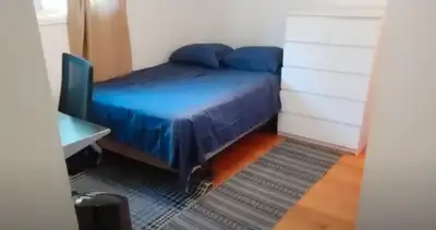 SEPT 1ST ROOM--11x10 Main Floor Room -Located near Merivale/Hunt Club, google “Map K2G 0J2 - $685 pe...