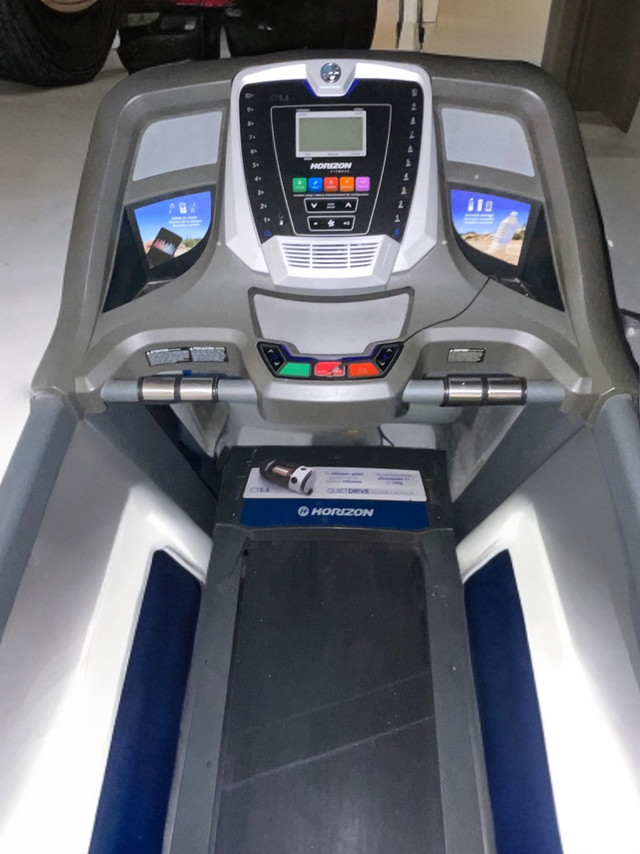 Horizon Treadmill  in Exercise Equipment in City of Toronto - Image 3