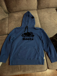 Men’s blue Roots hoodie