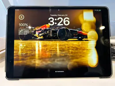 iPad Pro 10.5 256gb WiFi + cellular, View more