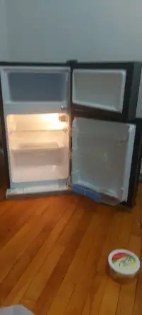 Hisense mini fridge