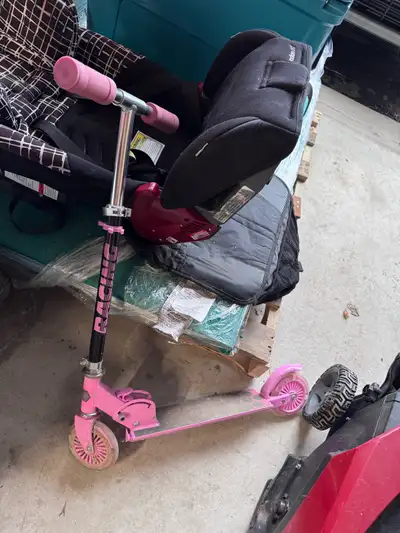 Girls scooter