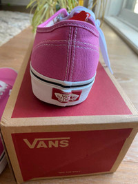 Shoes Vans authentic pink originals.  Size: (9 US Women). (7.5 U