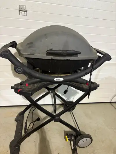 Weber Q 2400 electric BBQ, Works great, Stand included, * Model: Q 2400, * 120V~ 50/60 Hz 1500 W, $1...
