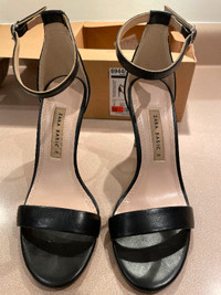 Zara women’s dress shoes - size 6