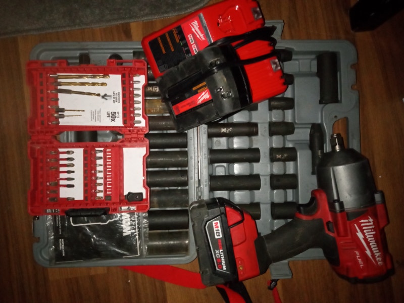 M18 FUEL 1/2 high torque impact Power Tools Winnipeg Kijiji