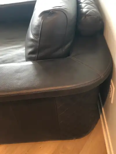 Fauteuil designer en cuir véritable, View more