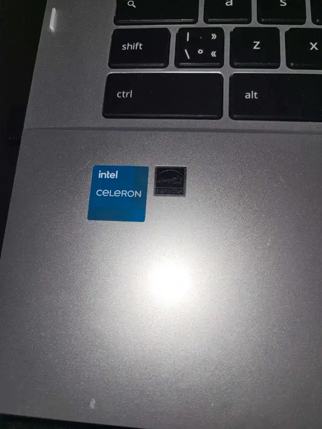 ASUS chromebook OS in iPads & Tablets in Kingston - Image 5