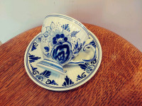 DELFTS BLAUW 211 Teacup & Saucer Set Hand Painted Ribbed 


