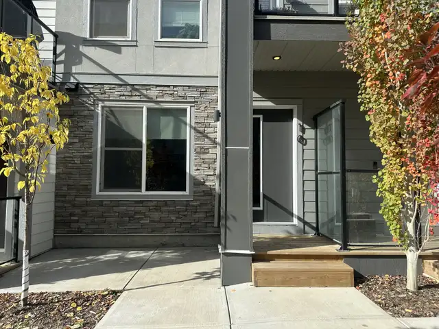 New Townhouse, 2-bed, 2-bath, in Aspen, Calgary