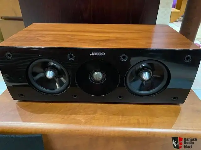 A galore of many brands of bookshelf &  floor standing speakers in Speakers in Markham / York Region - Image 7