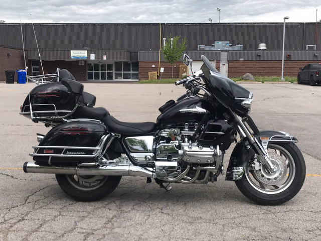 Immaculate 2000 Honda Valkyrie Interstate. Loaded in Touring in City of Toronto - Image 3