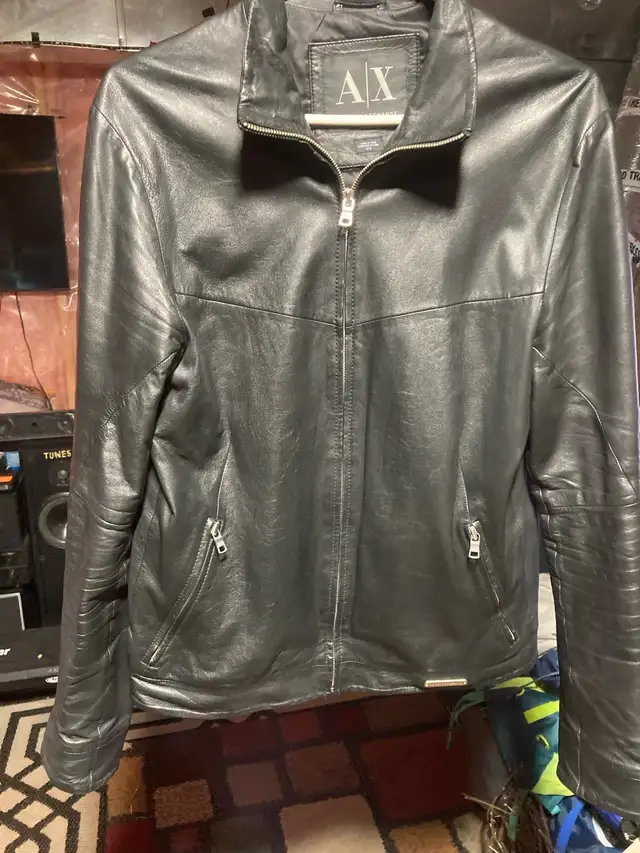 men’s leather jackets  in Men's in St. Albert - Image 4