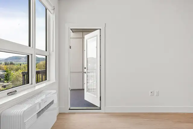 Modern 2 Bedroom Suites | Free Rent + Free Parking in Long Term Rentals in Kelowna - Image 10