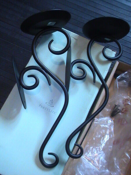 "PartyLites" Decorative Candle Holders in Outdoor Décor in City of Toronto - Image 2