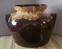 Roseville Pottery brown drip glaze bean pot.